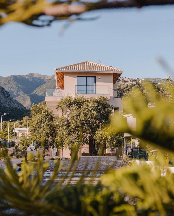Vila Natali Himare Exterior photo