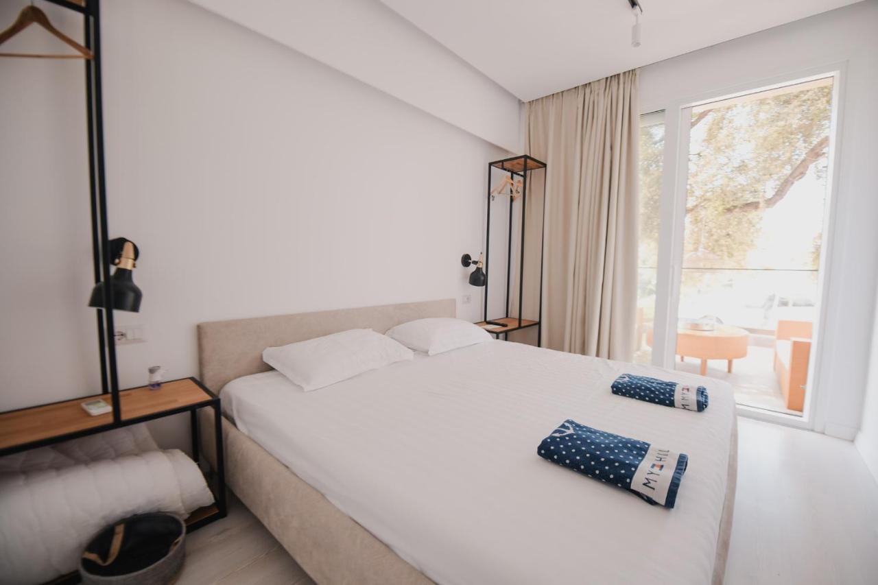 Vila Natali Himare Exterior photo